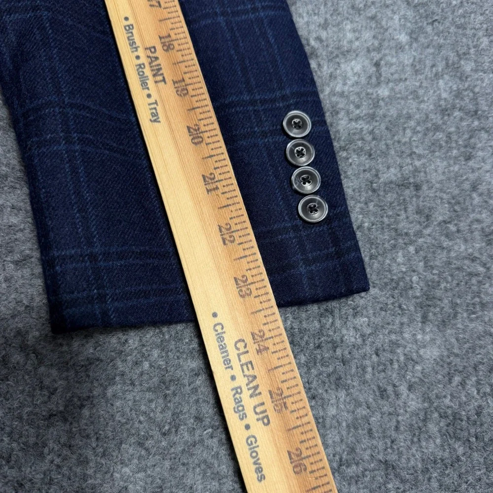 Jos A Bank 1905 Plaid Blazer Mens 43R Navy Blue Wool Blend Brrr Comfort EUC